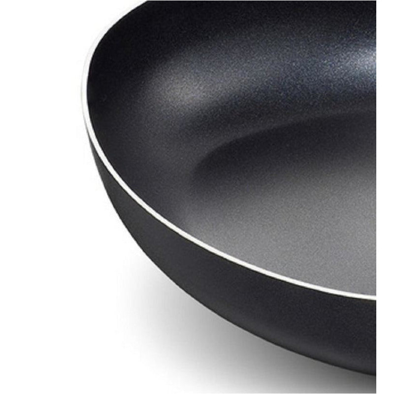 T-fal Essential 4qt/32cm Triangular Thermo-Spot Non-Stick Pan, B0300874, Brown box new (90 days warranty)